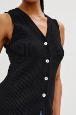 V-Neck Knitted Buttoned Vest